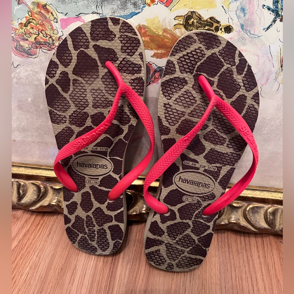 MOVING SALE HUGE DISCOUNTS!! - Havaiana Flip Flops 🩴